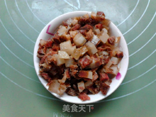 一片片撕着吃：手撕腊肉面包的做法步骤：8