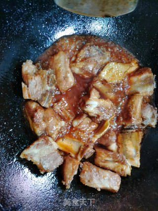 糖醋排骨的做法步骤：7