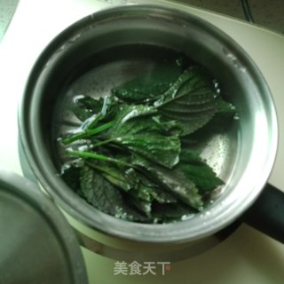 紫苏柠檬茶的做法步骤：3
