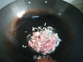 辣椒炒肉的做法步骤：2
