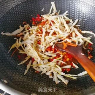 鱼香肉丝的做法步骤：8