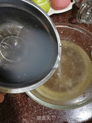 四川手搓冰粉的做法步骤：10