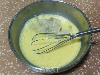 香蕉戚风蒸蛋糕的做法步骤：4