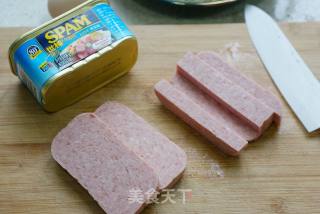 快手酥炸午餐肉条的做法步骤：2