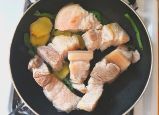 红烧肉的做法步骤：6