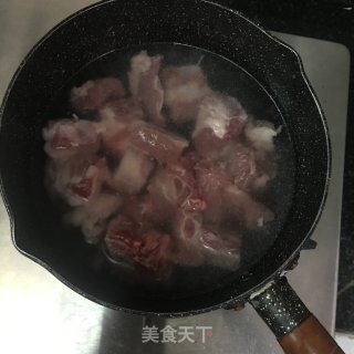 霍斛排骨汤的做法步骤：2