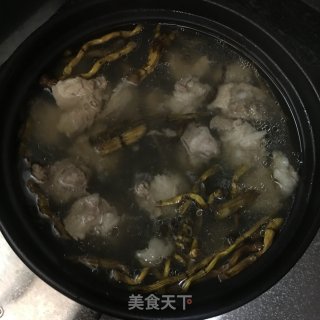 霍斛排骨汤的做法步骤：8