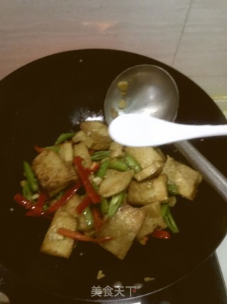 香煎老豆腐的做法步骤：7