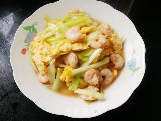 韭菜芽鸭蛋炒虾仁的做法步骤：10