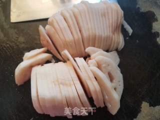 韭菜莲藕炒鸡肉的做法步骤：3