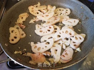 韭菜莲藕炒鸡肉的做法步骤：7
