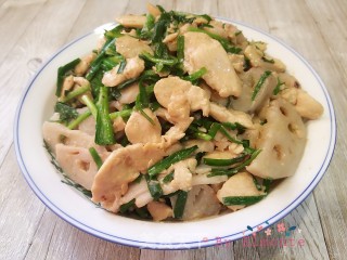 韭菜莲藕炒鸡肉的做法步骤：11