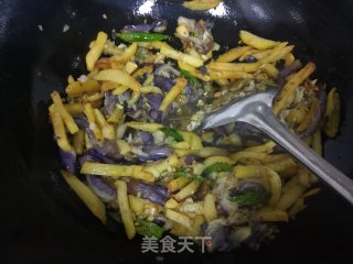 土豆烧茄子的做法步骤：10