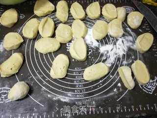 豆沙包的做法步骤：3