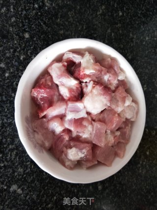 猪肉土豆饭的做法步骤：1