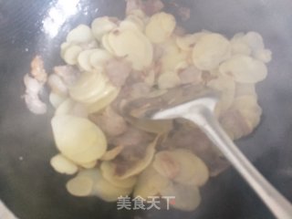 猪肉土豆片的做法步骤：7