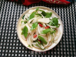 荆芥拌洋葱的做法步骤：9