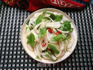 荆芥拌洋葱的做法步骤：10