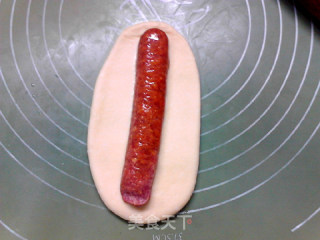 炼奶牛肉肠香葱面包的做法步骤：9