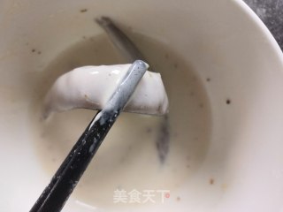 酥炸海泥鳅的做法步骤：2