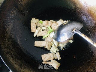 青椒炒肉片的做法步骤：4