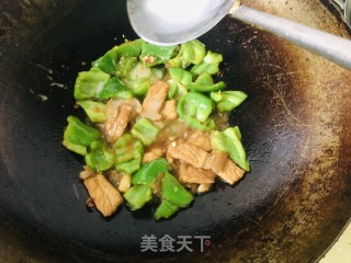 青椒炒肉片的做法步骤：8