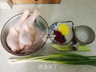 红烧鸡腿的做法步骤：1