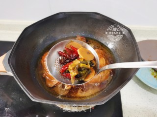 红烧鸡腿的做法步骤：9