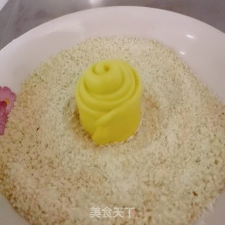 蜂蜜脆底小面包的做法步骤：16