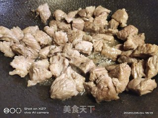 牛腩焖粉皮的做法步骤：5