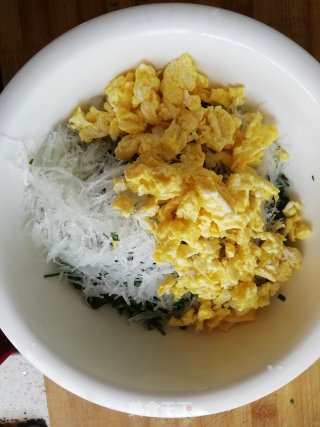 韭菜发饼的做法步骤：5