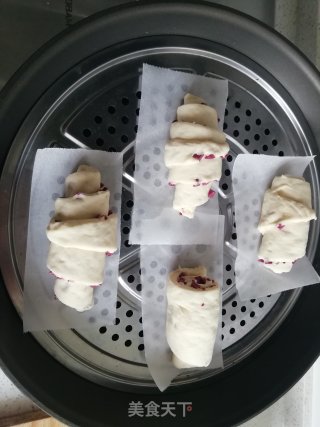 紫薯卷的做法步骤：7