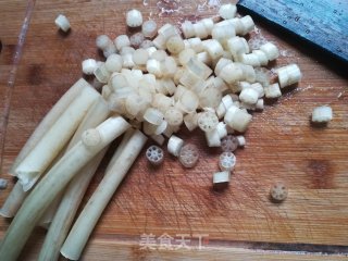 酸辣藕带的做法步骤：1