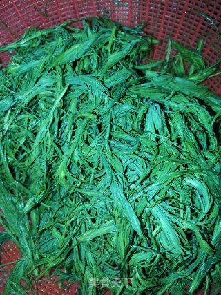 麻酱海菜的做法步骤：1