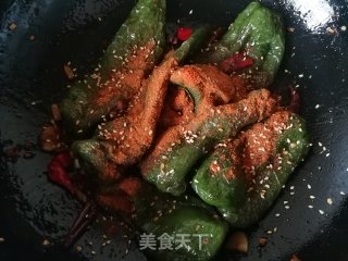 孜然虎皮椒的做法步骤：8