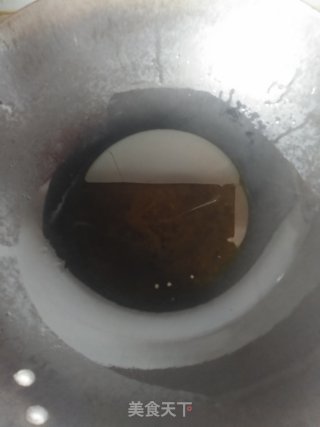西红柿鸡蛋炒白玉菇的做法步骤：3