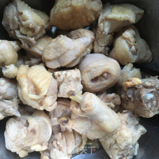 鸡块炖土豆的做法步骤：2