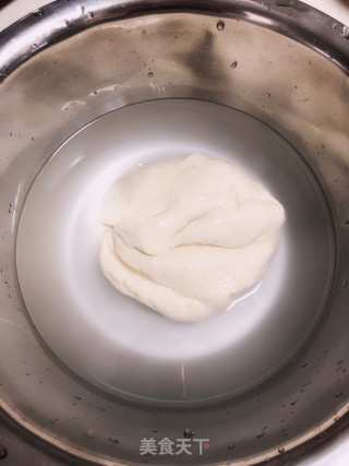 自制凉皮的做法步骤：1