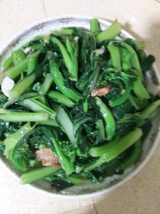 五花肉炒菜心苗的做法步骤：7
