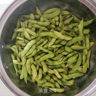 五香卤煮毛豆 快手煮毛豆的做法步骤：1