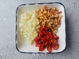 凉拌苦菊的做法步骤：3