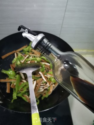 清炒豆干的做法步骤：3