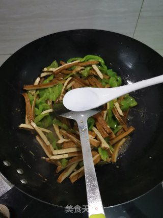 清炒豆干的做法步骤：5