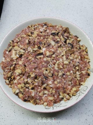 冬菇蒸肉饼的做法步骤：4