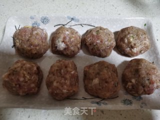 冬瓜丸子汤的做法步骤：3
