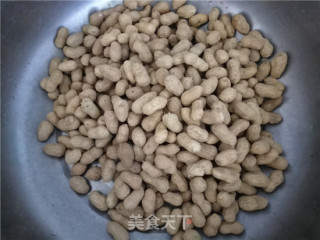 水煮花生的做法步骤：1