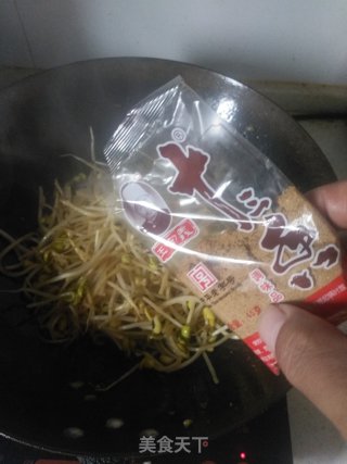 豆芽炒粉丝的做法步骤：8