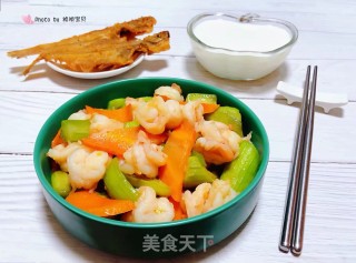 丝瓜炒虾仁的做法步骤：11