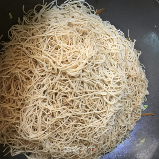 炒线面的做法步骤：8