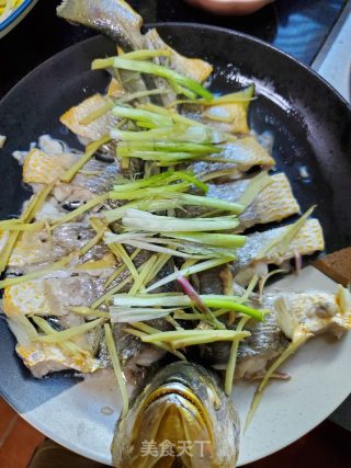蒸黄花鱼的做法步骤：8